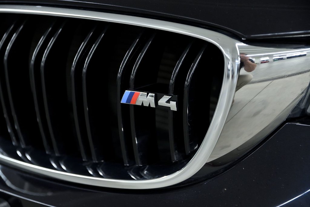 BMW M4  2015 à Laval, Québec - 8 - w1024h768px