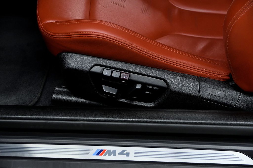 BMW M4  2015 à Laval, Québec - 12 - w1024h768px