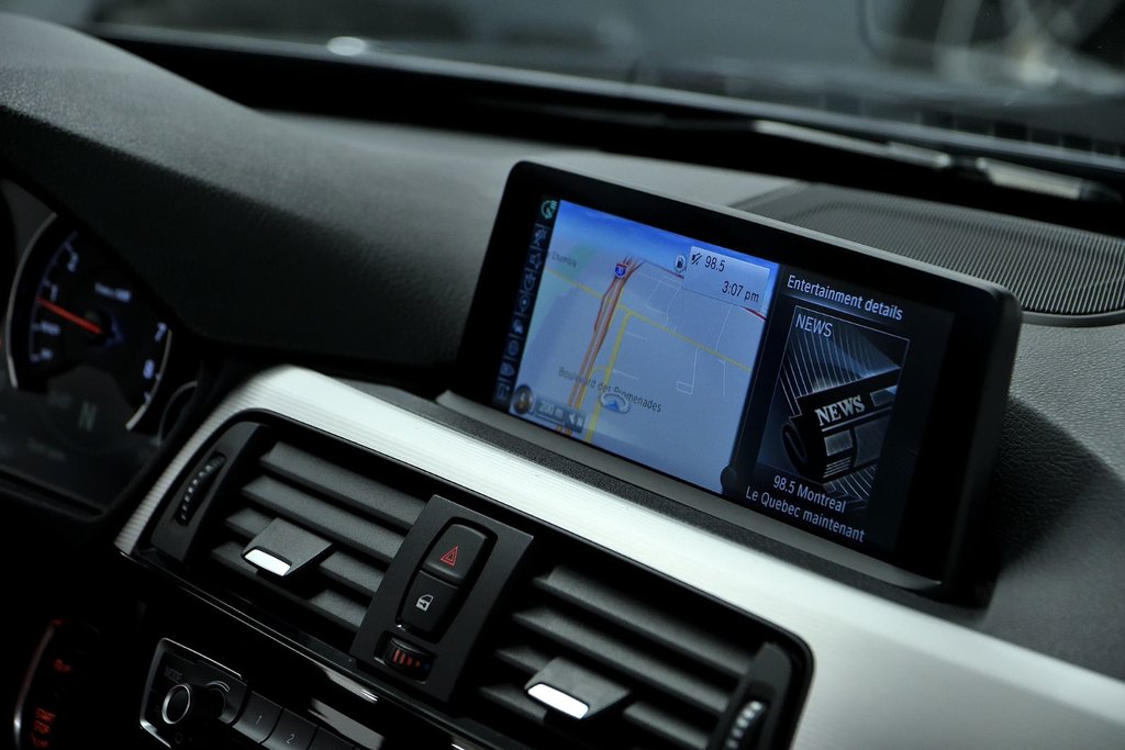 BMW M4  2015 à Laval, Québec - 31 - w1024h768px