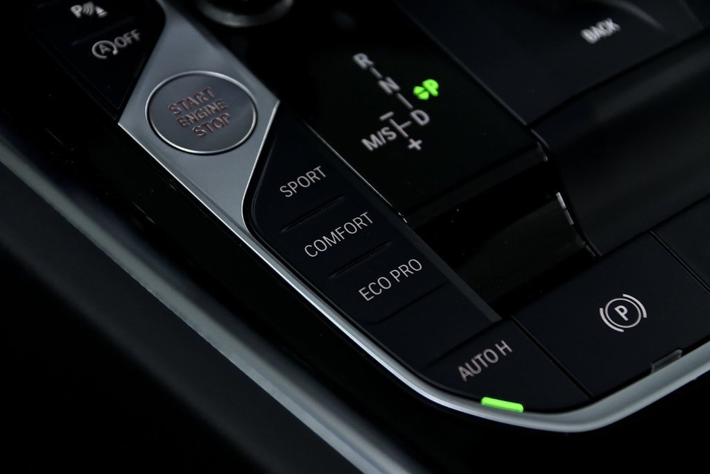 2026 BMW Z4 M40i in Laval, Quebec - 19 - w1024h768px