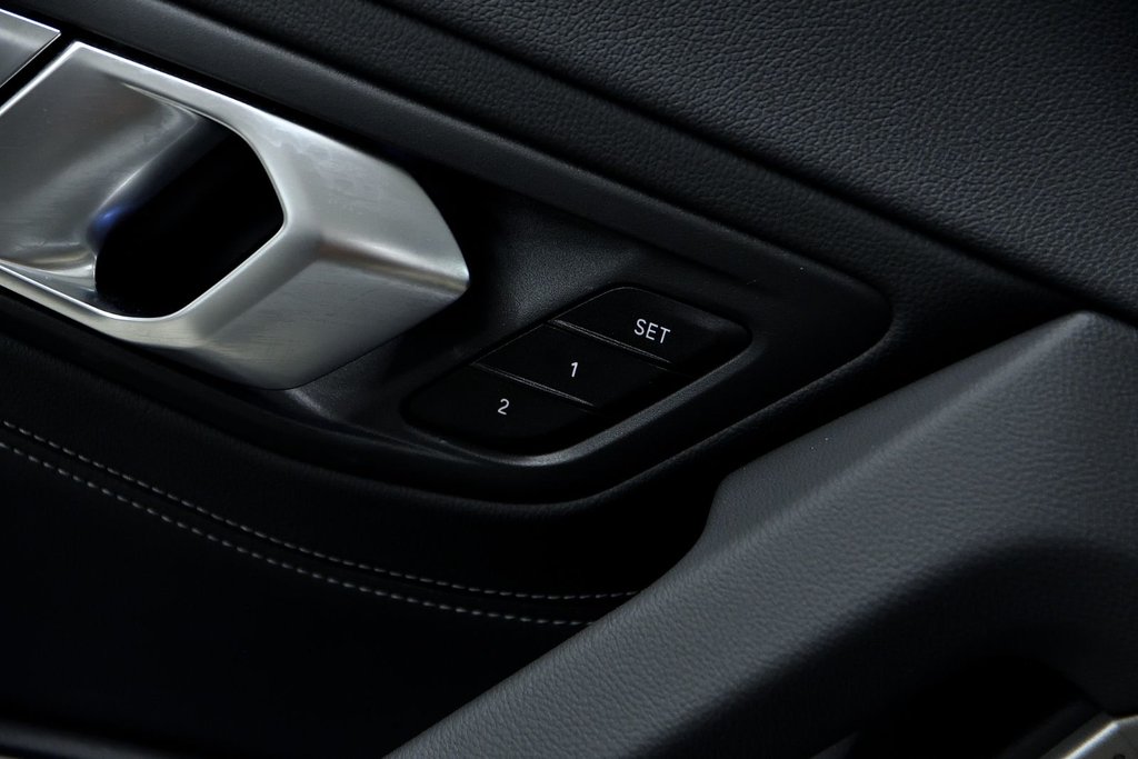 2026 BMW Z4 M40i in Laval, Quebec - 30 - w1024h768px