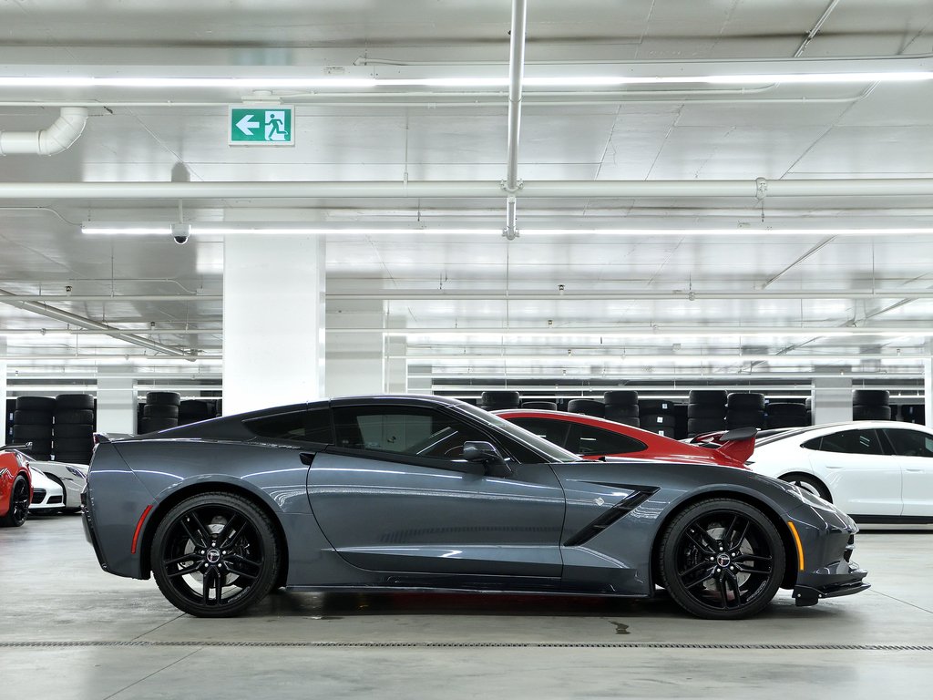 2014 Chevrolet Corvette Stingray Stingray Z51 2 LT / Targa Top / BOSE in Laval, Quebec - 2 - w1024h768px
