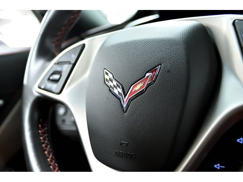 2014 Chevrolet Corvette Stingray Stingray Z51 2 LT / Targa Top / BOSE in Laval, Quebec - 19 - w1024h768px