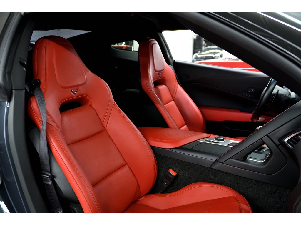 2014 Chevrolet Corvette Stingray Stingray Z51 2 LT / Targa Top / BOSE in Laval, Quebec - 36 - w1024h768px