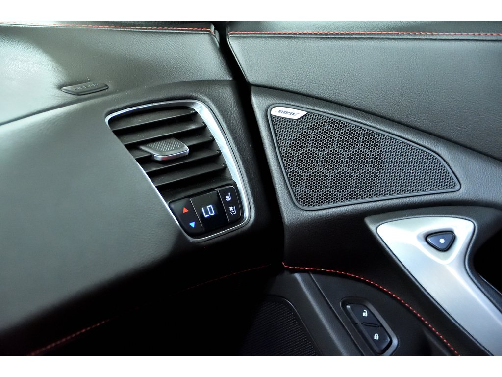 2014 Chevrolet Corvette Stingray Stingray Z51 2 LT / Targa Top / BOSE in Laval, Quebec - 38 - w1024h768px