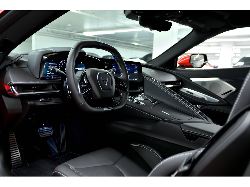 2023 Chevrolet Corvette Z06 C8R 2LZ / Z07 Package / Delivery Milleage in Laval, Quebec - 12 - w1024h768px