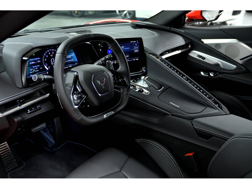 2023 Chevrolet Corvette Z06 C8R 2LZ / Z07 Package / Delivery Milleage in Laval, Quebec - 13 - w1024h768px