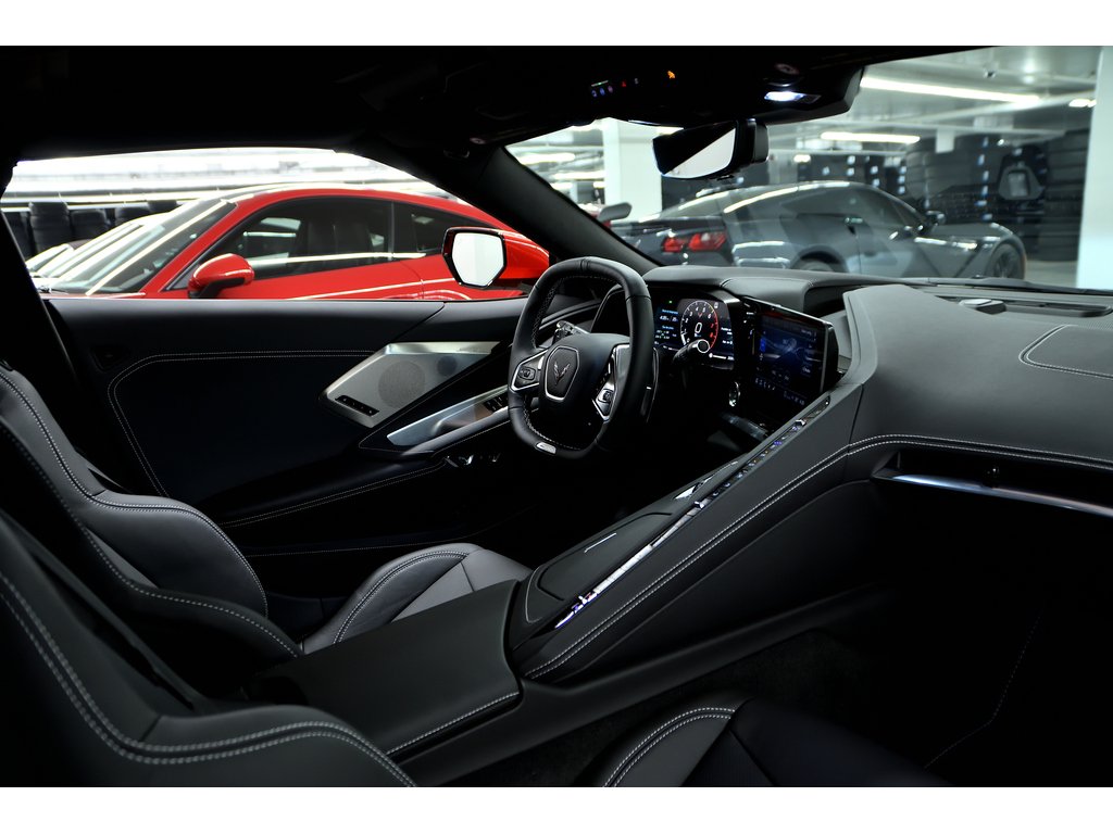 2023 Chevrolet Corvette Z06 C8R 2LZ / Z07 Package / Delivery Milleage in Laval, Quebec - 38 - w1024h768px