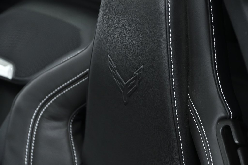 2025 Chevrolet Corvette 1LT in Laval, Quebec - 16 - w1024h768px