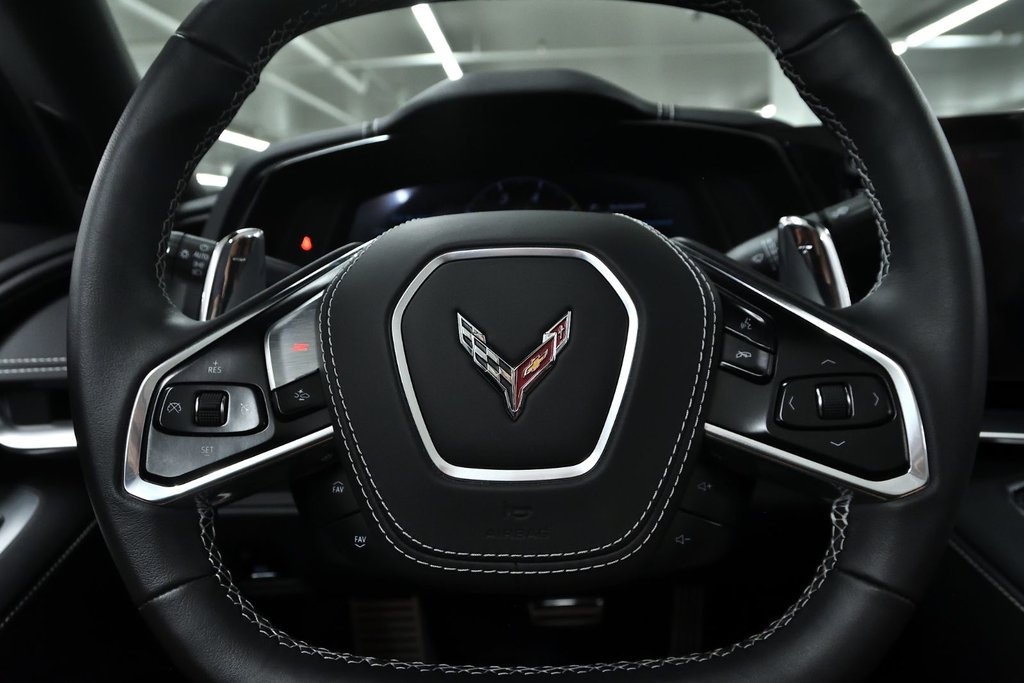 2025 Chevrolet Corvette 1LT in Laval, Quebec - 19 - w1024h768px