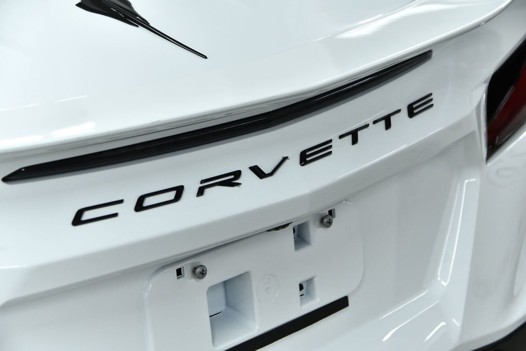 2025 Chevrolet Corvette 1LT in Laval, Quebec - 43 - w1024h768px