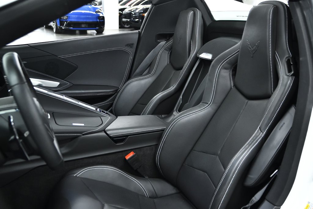 2025 Chevrolet Corvette 1LT in Laval, Quebec - 14 - w1024h768px
