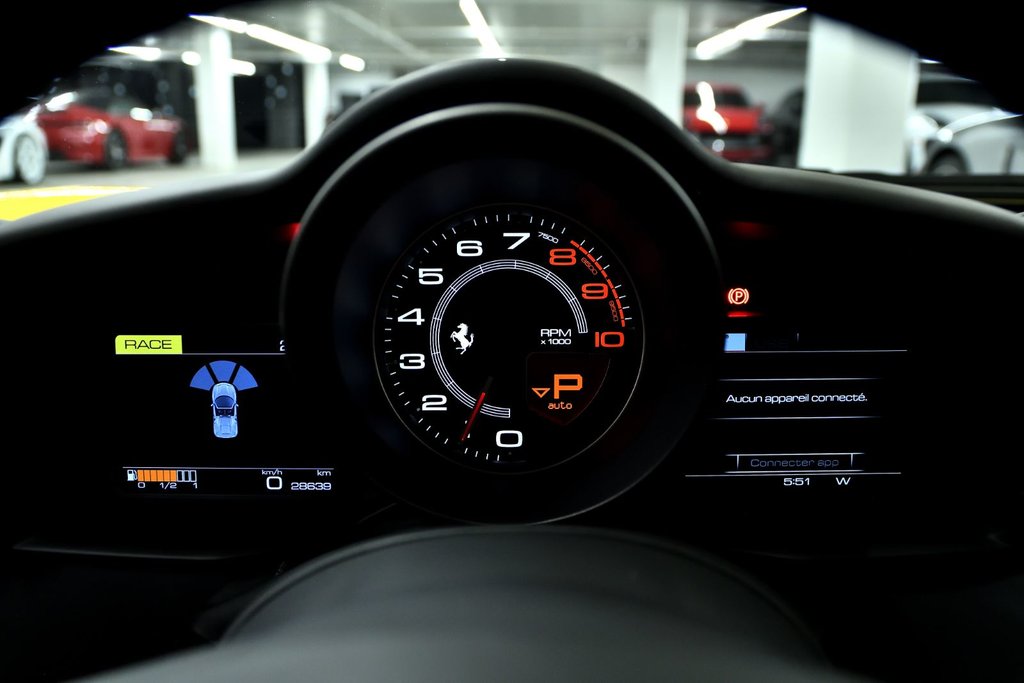 Ferrari 488 Spider  2019 à Laval, Québec - 23 - w1024h768px