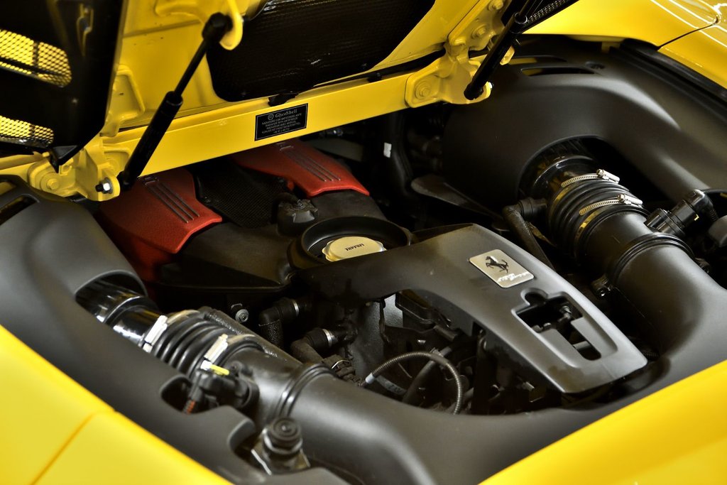 Ferrari 488 Spider  2019 à Laval, Québec - 47 - w1024h768px