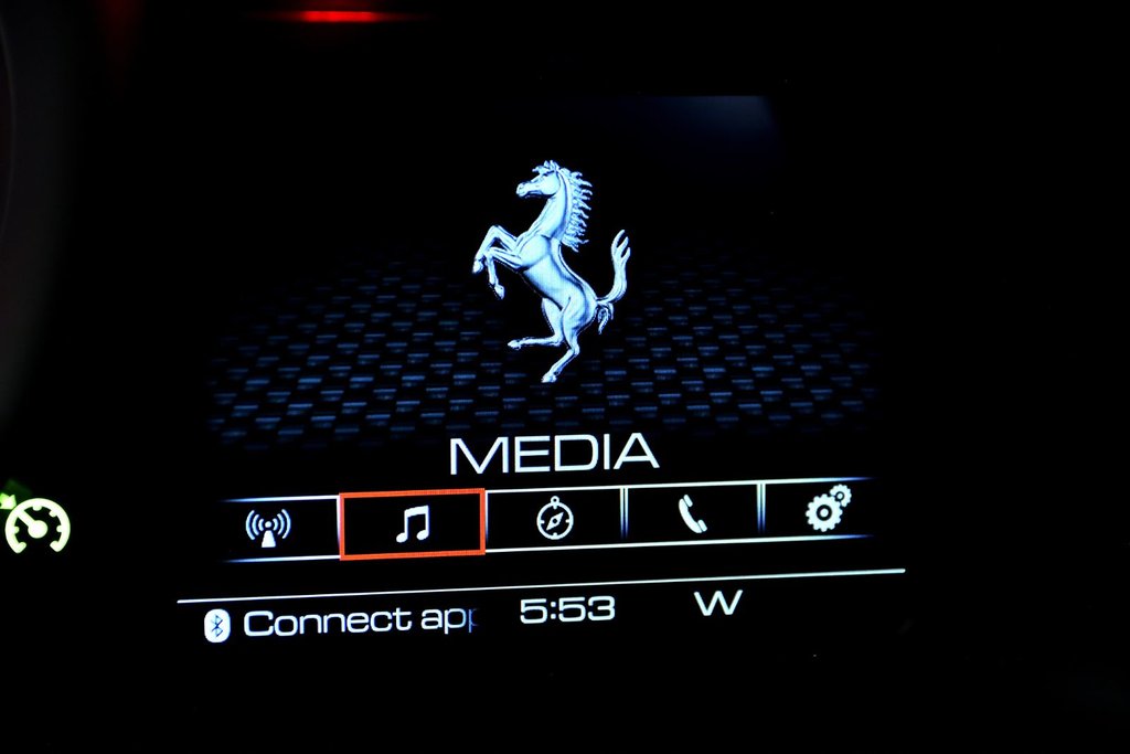 Ferrari 488 Spider  2019 à Laval, Québec - 34 - w1024h768px