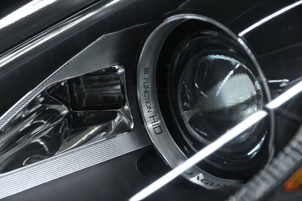 Jaguar F-TYPE V6 S 2015 à Laval, Québec - 37 - w1024h768px