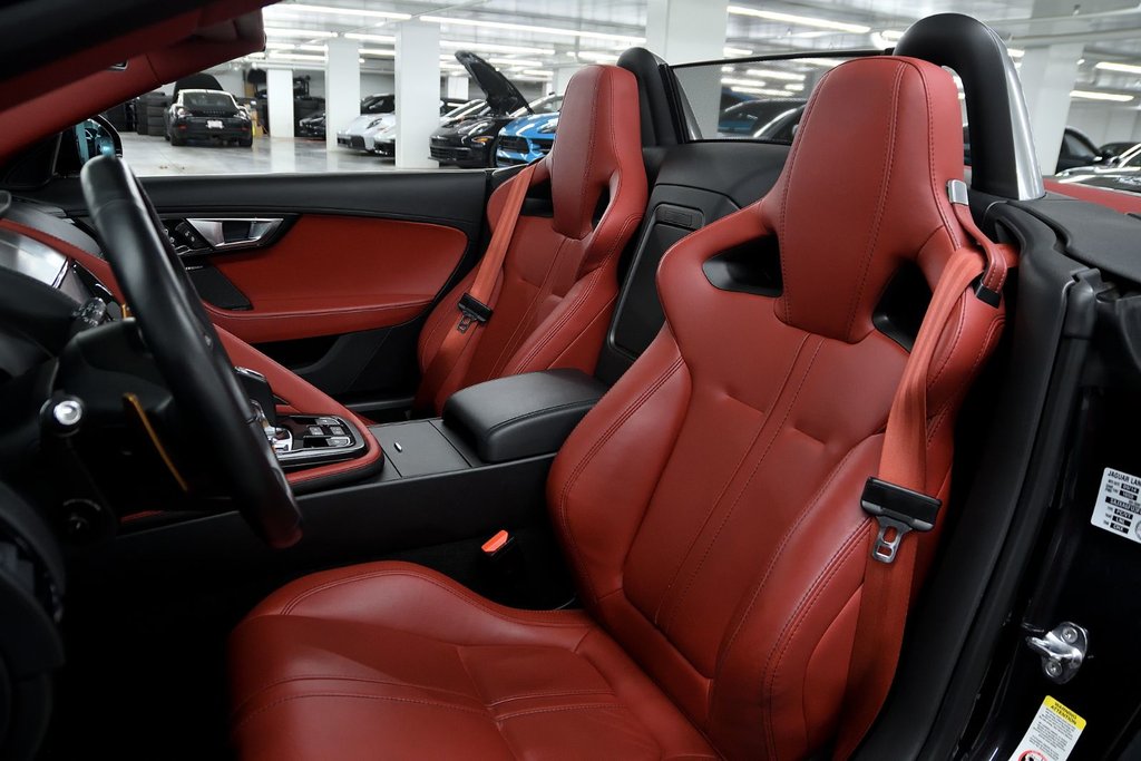 Jaguar F-TYPE V6 S 2015 à Laval, Québec - 18 - w1024h768px