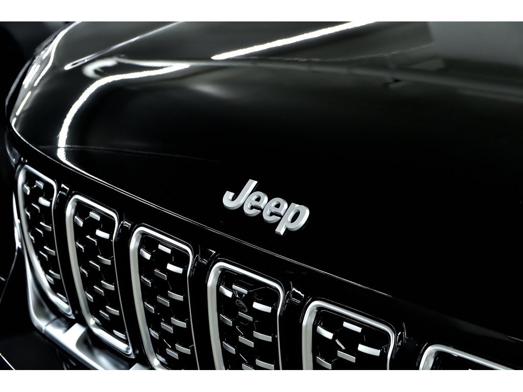2024 Jeep Grand Cherokee Summit Reserve 4x4 / Pack Eclair + Tech + Evolué in Laval, Quebec - 9 - w1024h768px
