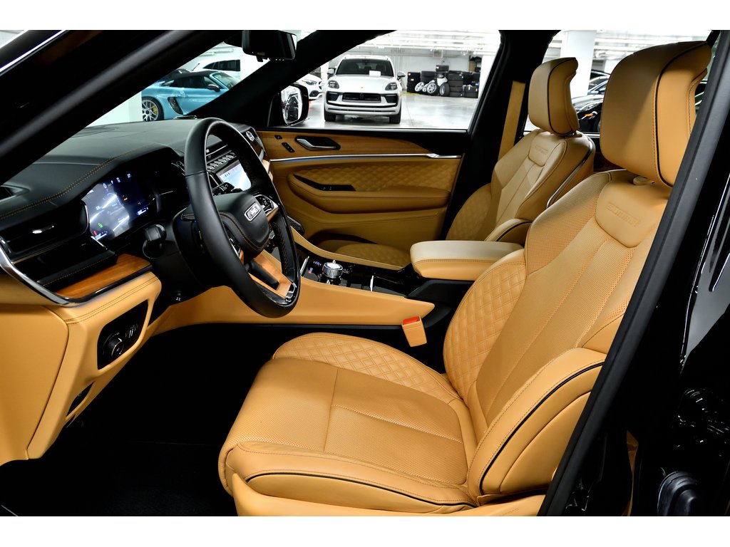 2024 Jeep Grand Cherokee Summit Reserve 4x4 / Pack Eclair + Tech + Evolué in Laval, Quebec - 15 - w1024h768px