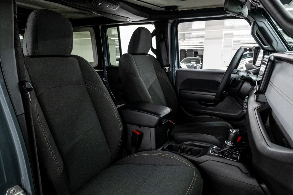 2024 Jeep Wrangler 4xe Willys in Laval, Quebec - 29 - w1024h768px