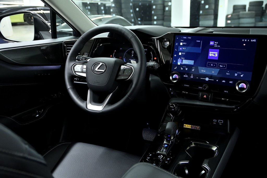 2026 Lexus NX 350 in Laval, Quebec - 38 - w1024h768px