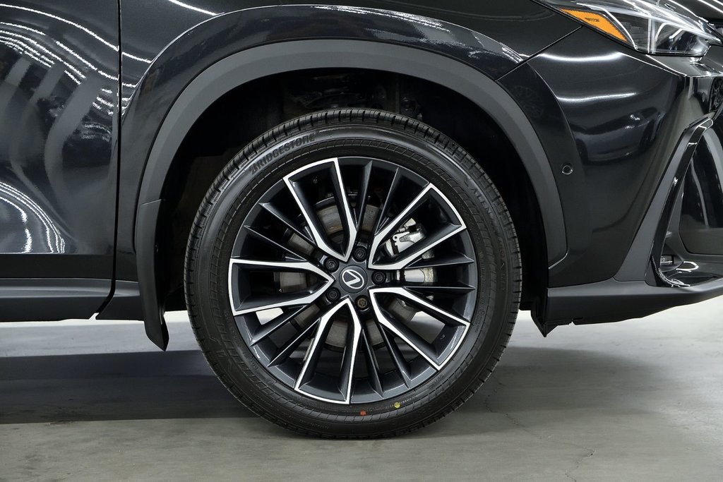 2026 Lexus NX 350 in Laval, Quebec - 9 - w1024h768px