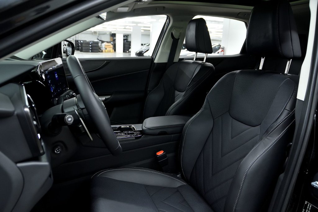 2026 Lexus NX 350 in Laval, Quebec - 13 - w1024h768px