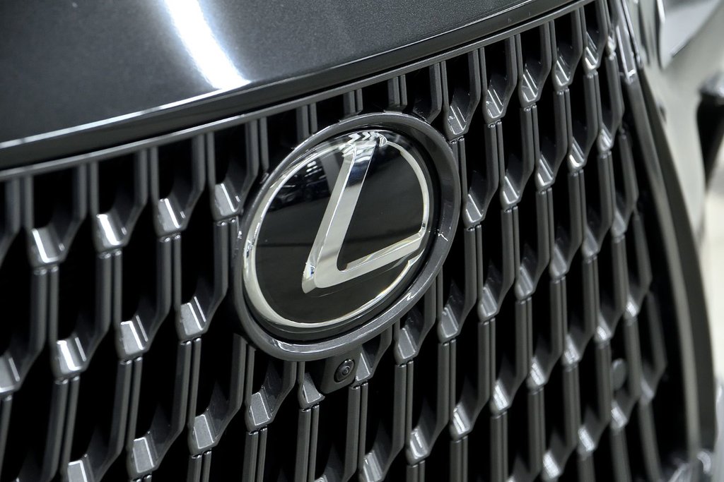 2026 Lexus NX 350 in Laval, Quebec - 8 - w1024h768px