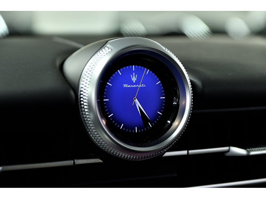 2023 Maserati Grecale GT AWD / Package Assistant Tech + Climate Plus in Laval, Quebec - 33 - w1024h768px