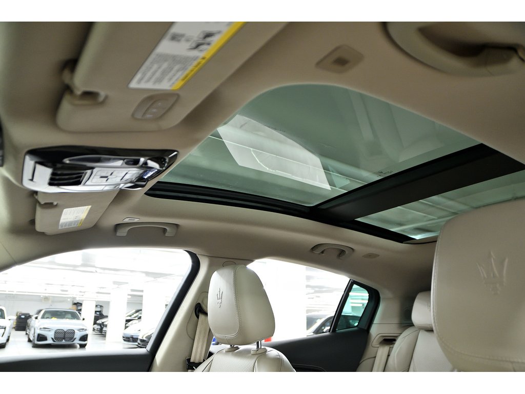 2023 Maserati Grecale GT AWD / Package Assistant Tech + Climate Plus in Laval, Quebec - 18 - w1024h768px