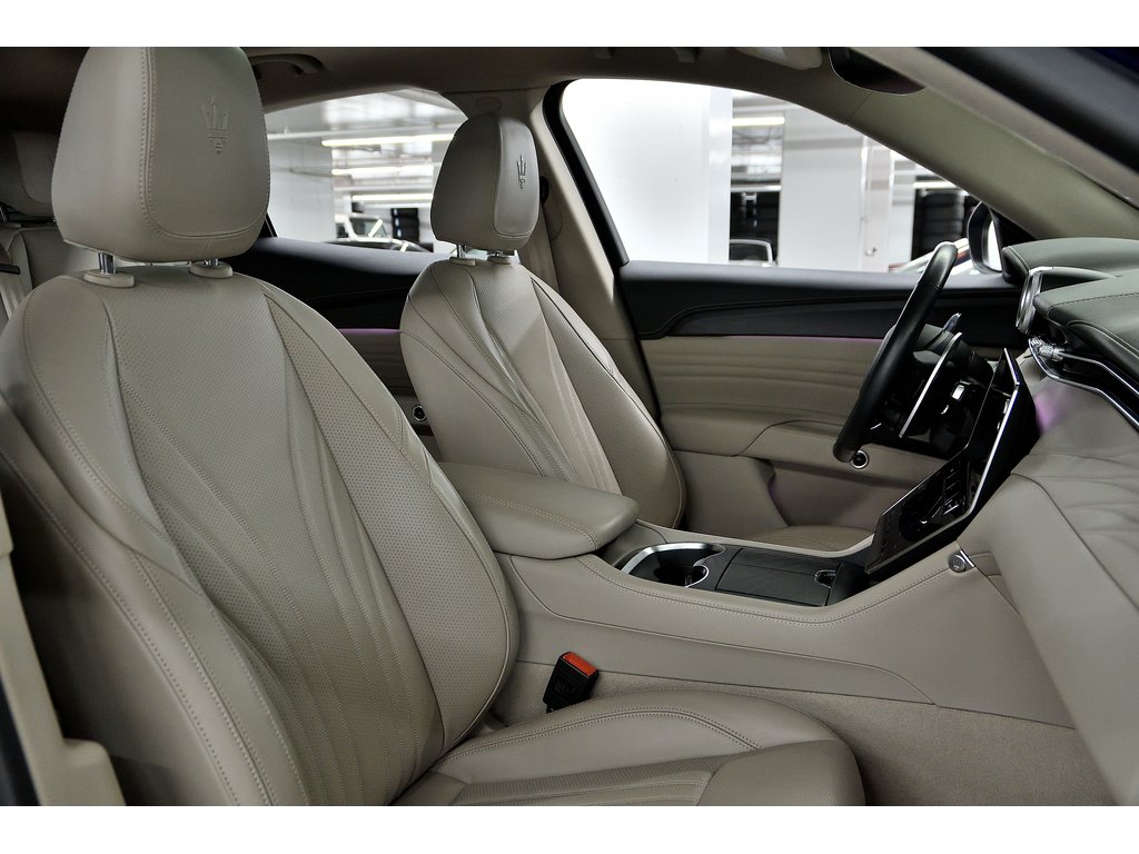 2023 Maserati Grecale GT AWD / Package Assistant Tech + Climate Plus in Laval, Quebec - 42 - w1024h768px