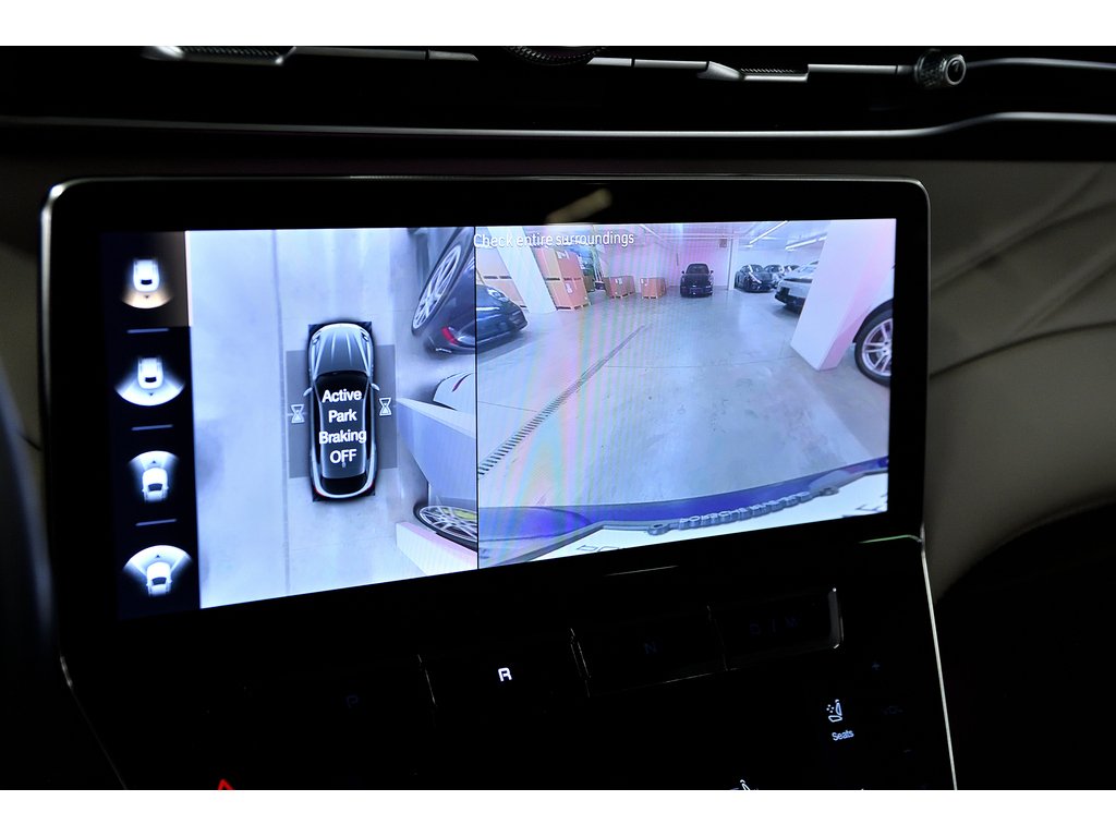 2023 Maserati Grecale GT AWD / Package Assistant Tech + Climate Plus in Laval, Quebec - 30 - w1024h768px