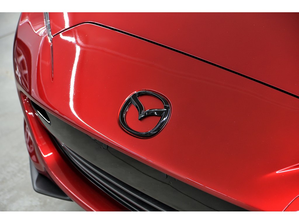 2024 Mazda MX-5 GS-P avec ensemble Sport en option / Manuelle 6 in Laval, Quebec - 6 - w1024h768px