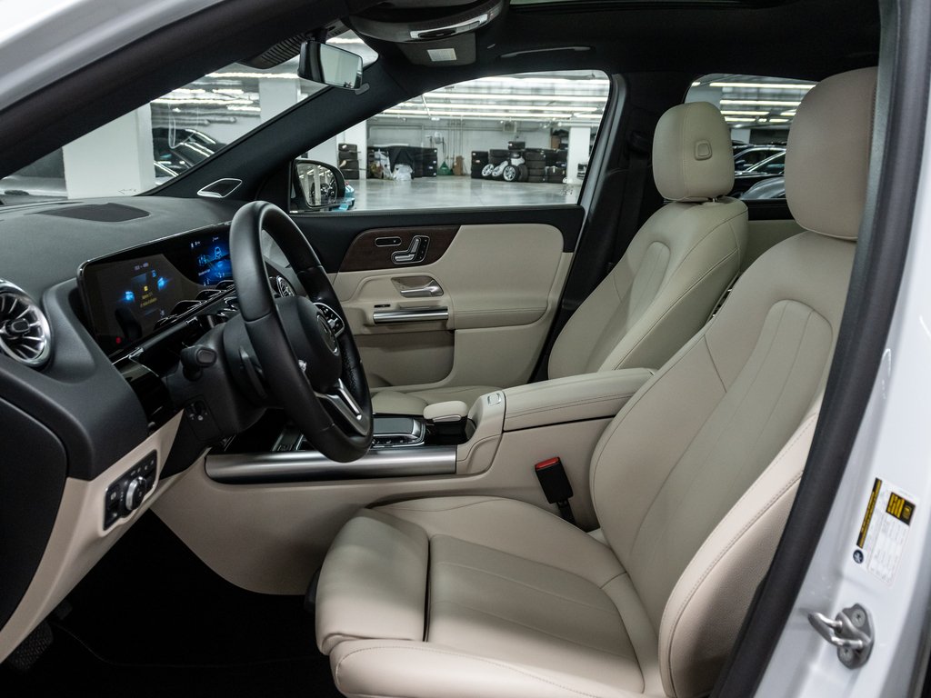 Mercedes-Benz GLA 250 4MATIC / Burmester / Adaptive Cruise 2022 à Laval, Québec - 12 - w1024h768px