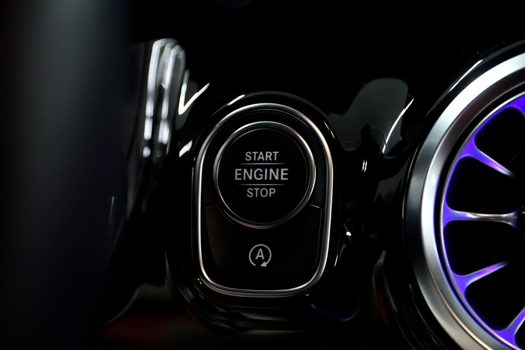 Mercedes-Benz GLA 250 2023 à Laval, Québec - 26 - w1024h768px