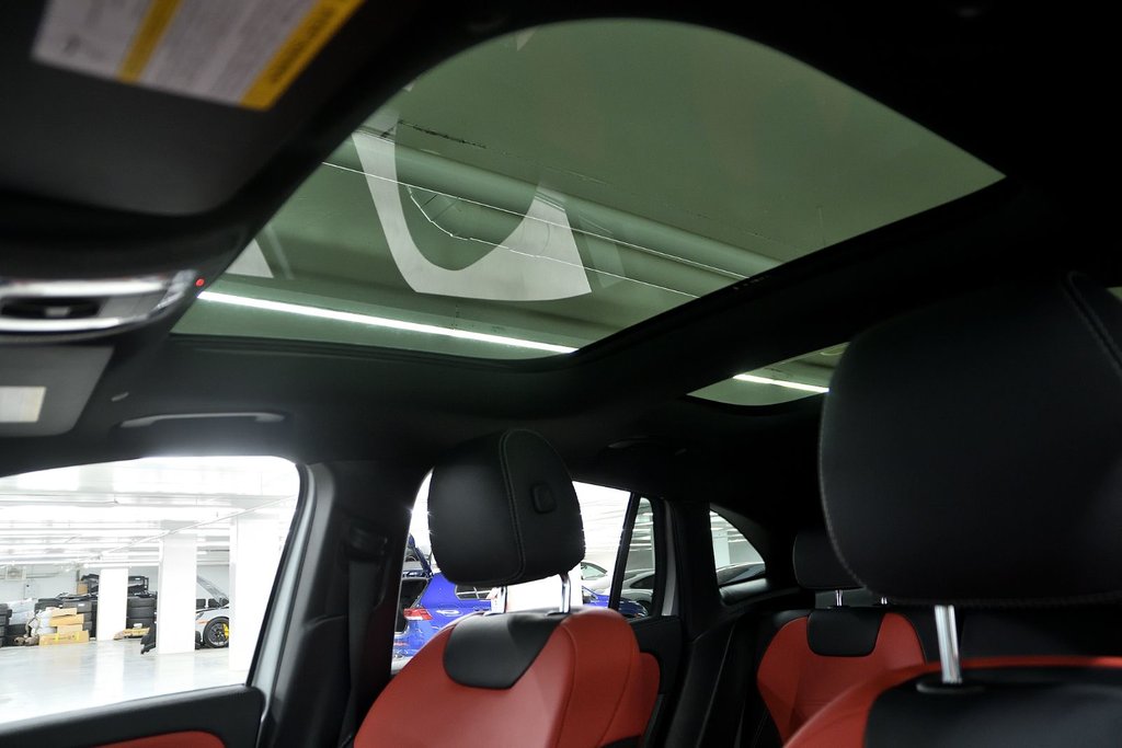 Mercedes-Benz GLA 250 2023 à Laval, Québec - 16 - w1024h768px