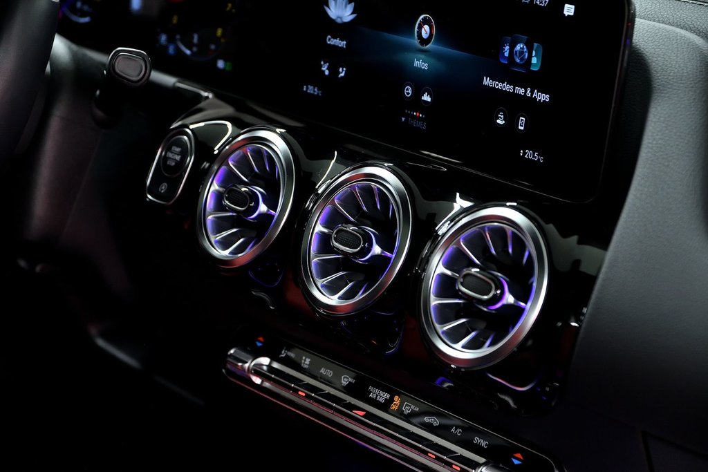 Mercedes-Benz GLA 250 2023 à Laval, Québec - 29 - w1024h768px