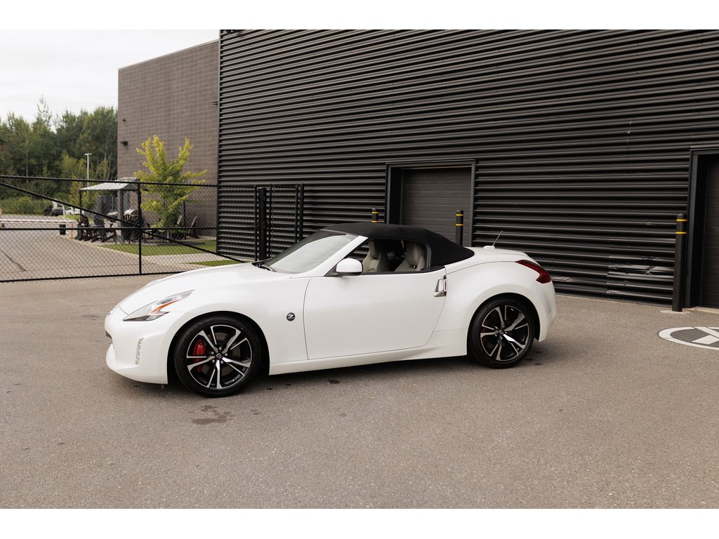 2018 Nissan 370Z Roadster Touring Sport w-Black Top Auto in Laval, Quebec - 7 - w1024h768px
