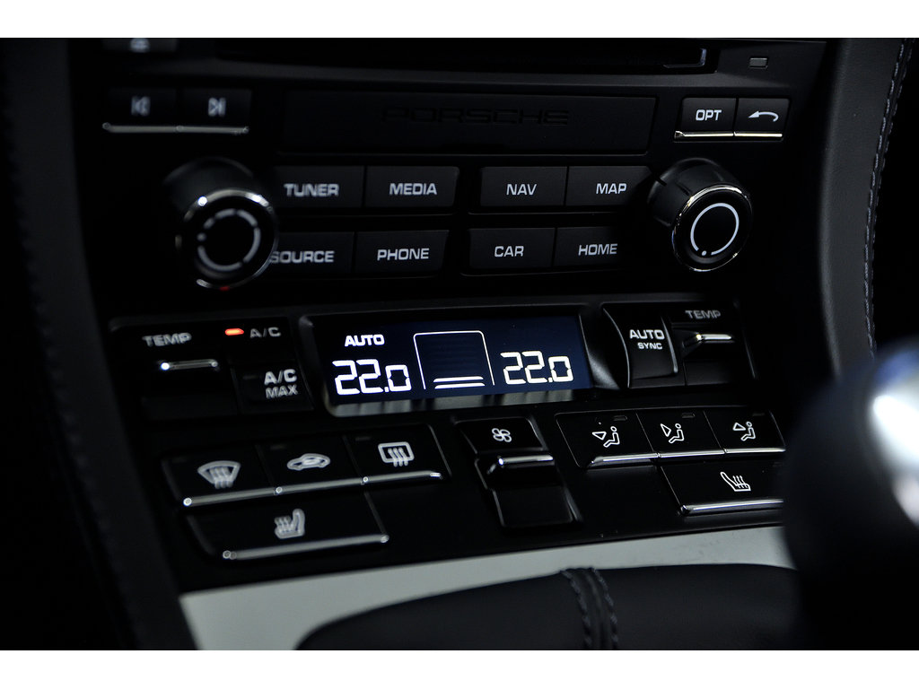 2022 Porsche 718 Boxster GTS 4.0 / Transmission Manuelle / BOSE in Laval, Quebec - 20 - w1024h768px