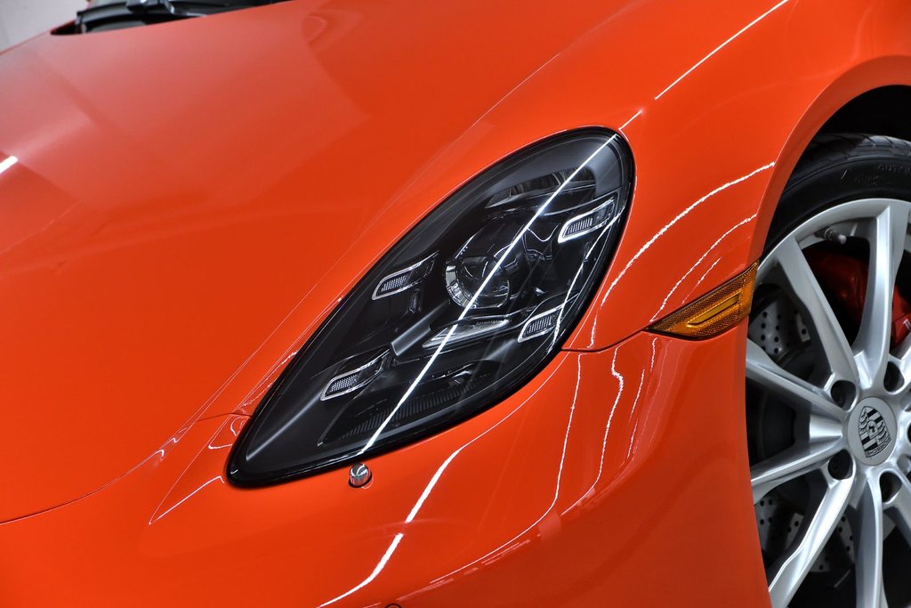 2022 Porsche 718 Boxster S in Laval, Quebec - 7 - w1024h768px