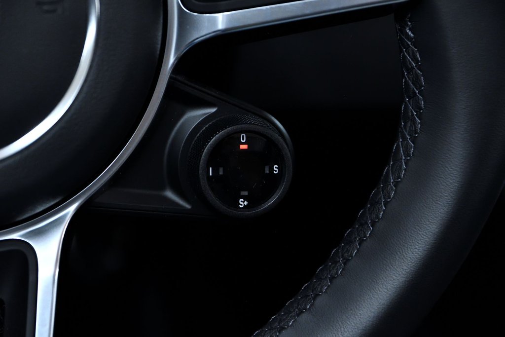 2022 Porsche 718 Boxster S in Laval, Quebec - 19 - w1024h768px