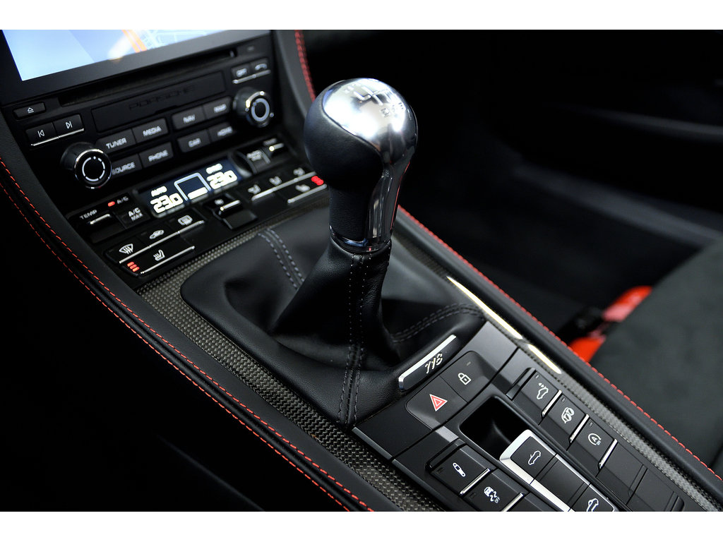 Porsche 718 Boxster GTS 4.0 Manual / 18 Ways Seats / Premium Package 2023 à Laval, Québec - 17 - w1024h768px
