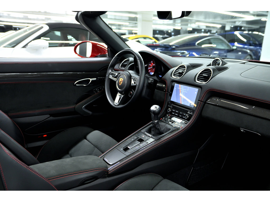 Porsche 718 Boxster GTS 4.0 Manual / 18 Ways Seats / Premium Package 2023 à Laval, Québec - 22 - w1024h768px