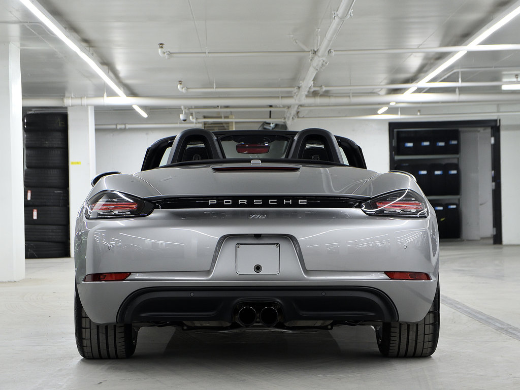 2023 Porsche 718 Boxster S Roadster / Sport Chrono / PDK / Premium Pack in Laval, Quebec - 5 - w1024h768px