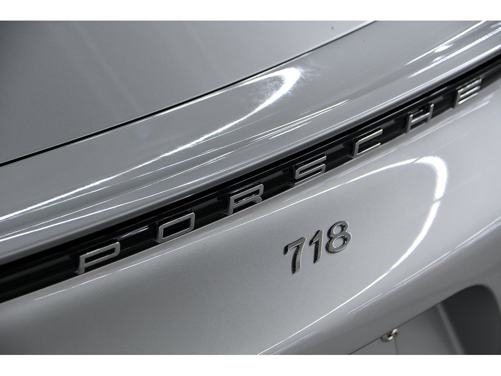 2023 Porsche 718 Boxster S Roadster / Sport Chrono / PDK / Premium Pack in Laval, Quebec - 9 - w1024h768px