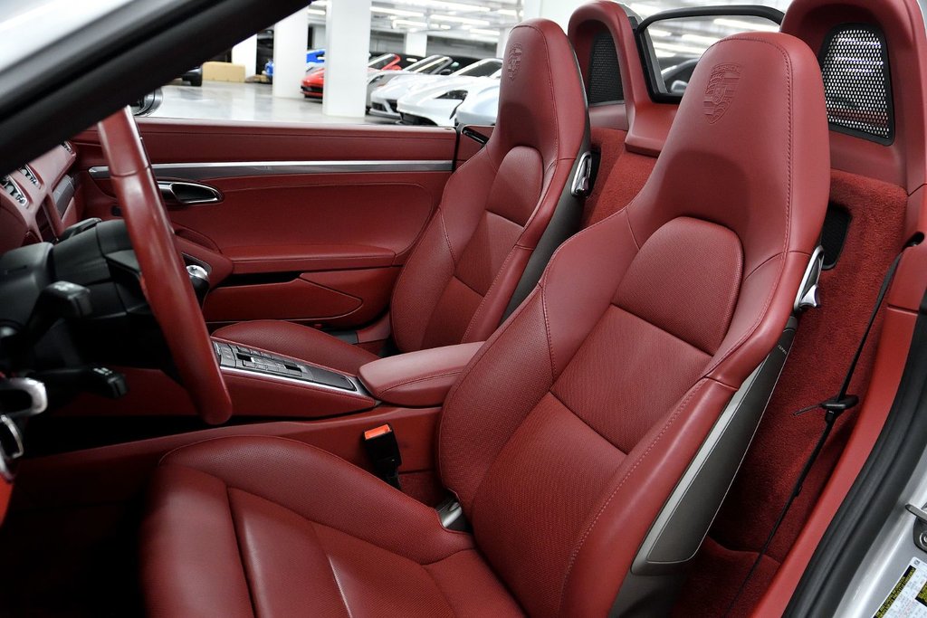 Porsche 718 Boxster S 2024 à Laval, Québec - 28 - w1024h768px
