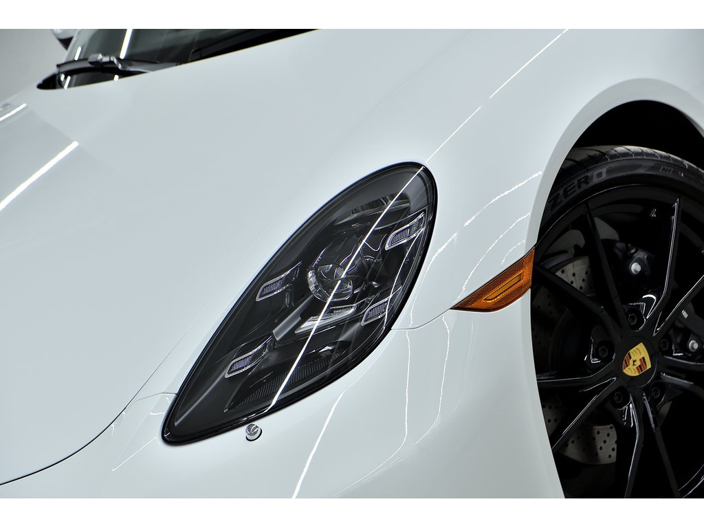 Porsche 718 Boxster Roadster / Premium Package / BOSE 2025 à Laval, Québec - 8 - w1024h768px