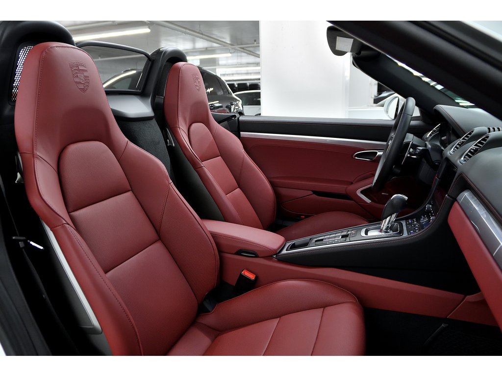 Porsche 718 Boxster Roadster / Premium Package / BOSE 2025 à Laval, Québec - 30 - w1024h768px