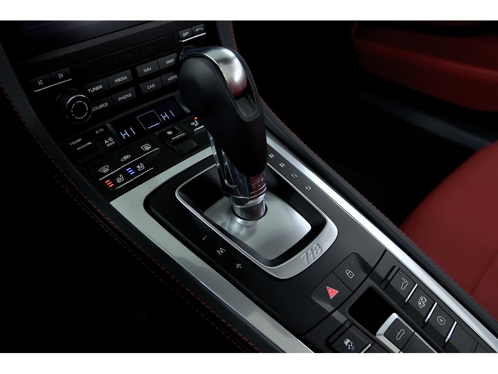 Porsche 718 Boxster Roadster / Premium Package / BOSE 2025 à Laval, Québec - 22 - w1024h768px