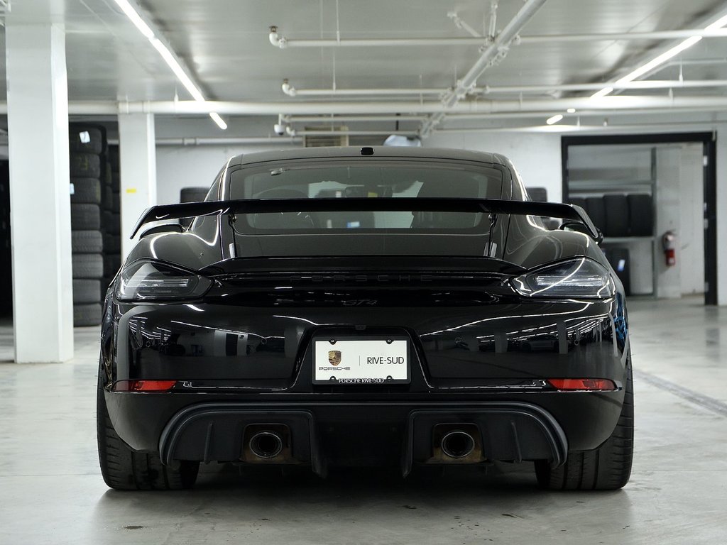 2020 Porsche 718 Cayman GT4 in Laval, Quebec - 4 - w1024h768px